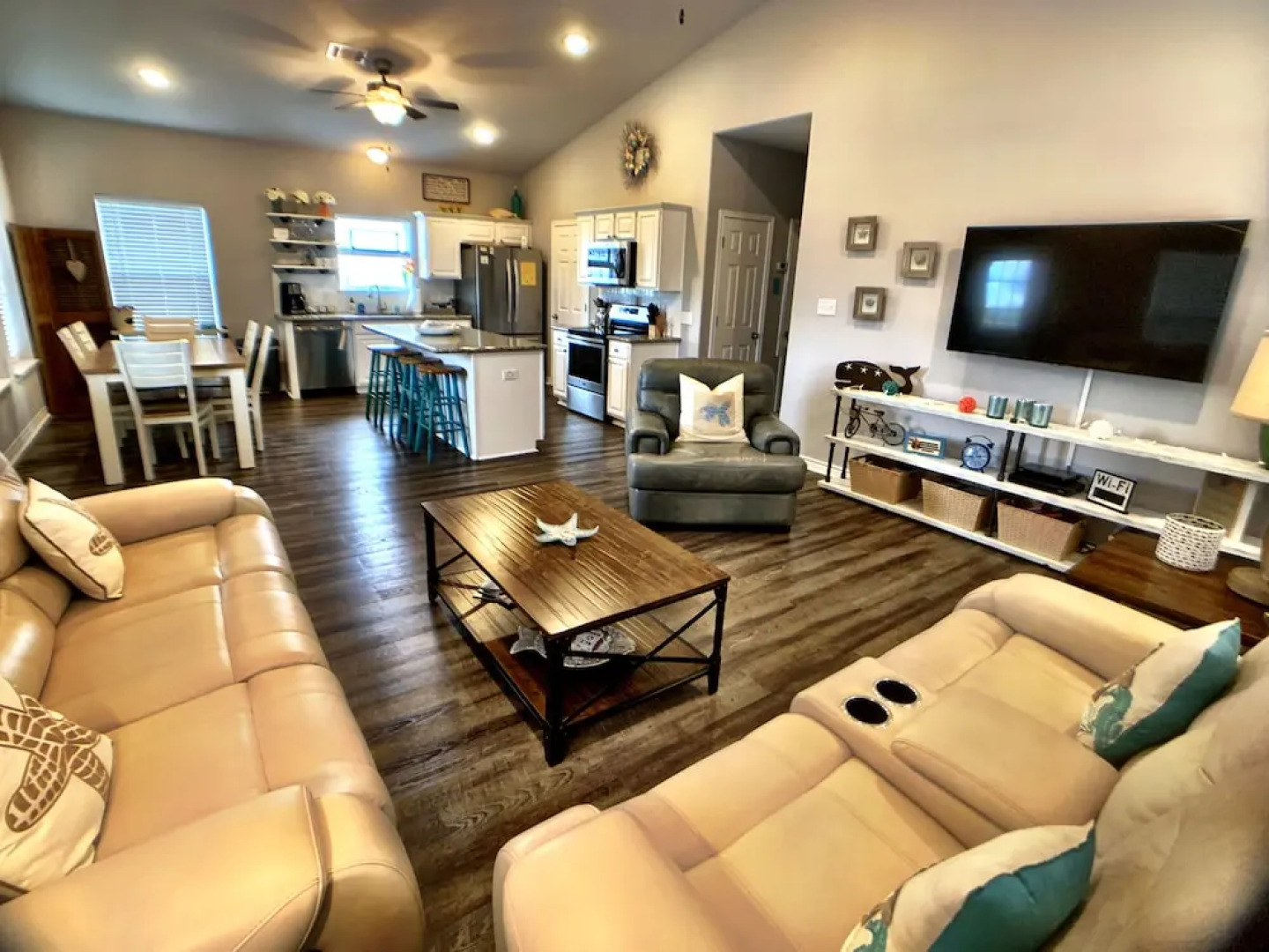 A Silver Lining - 4 Br Home