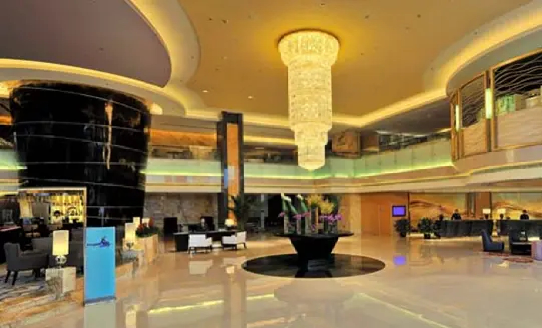 Howard Johnson Plaza Waigaoqiao Shanghai