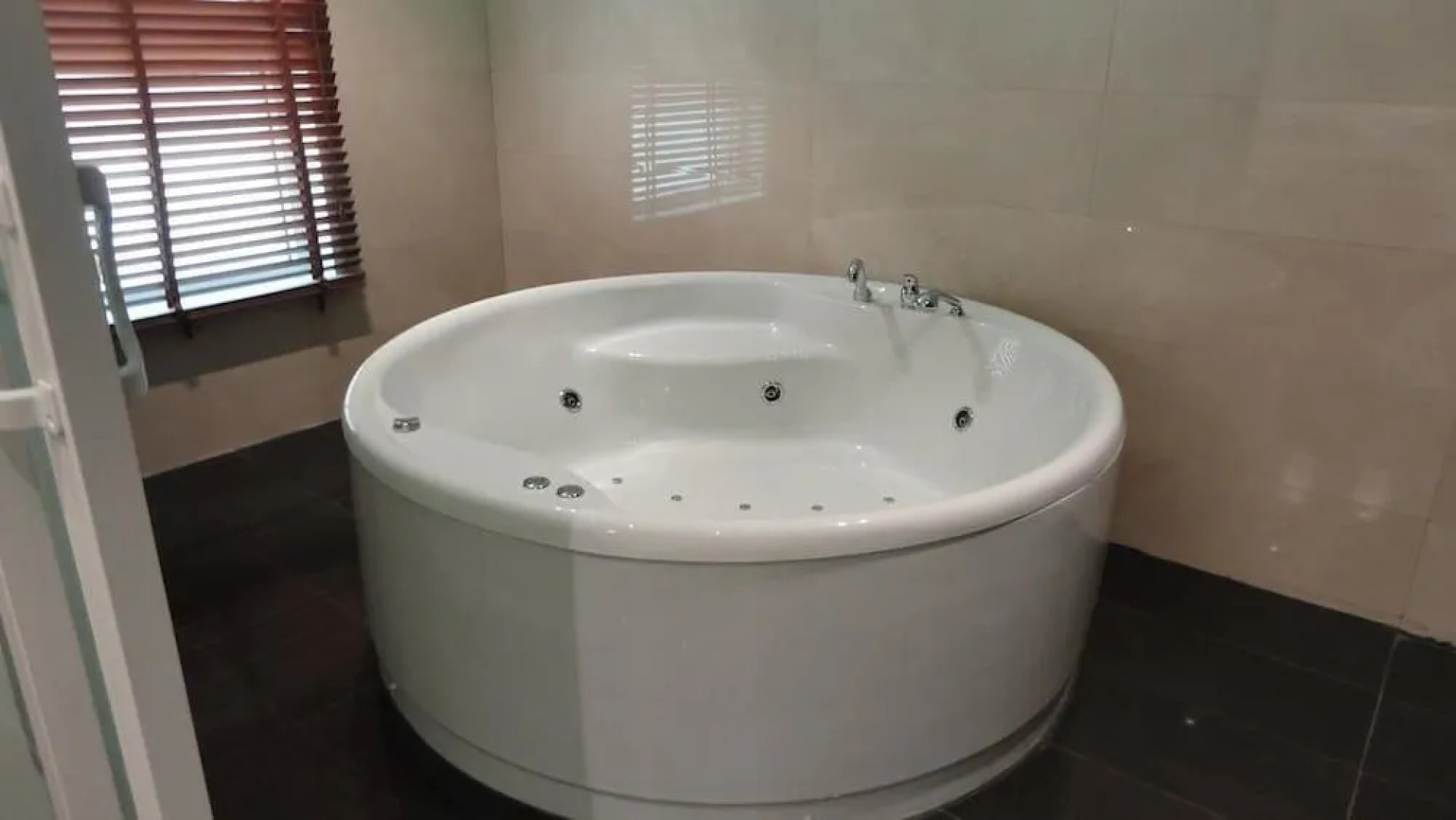 Dary Furnished Apartments 2