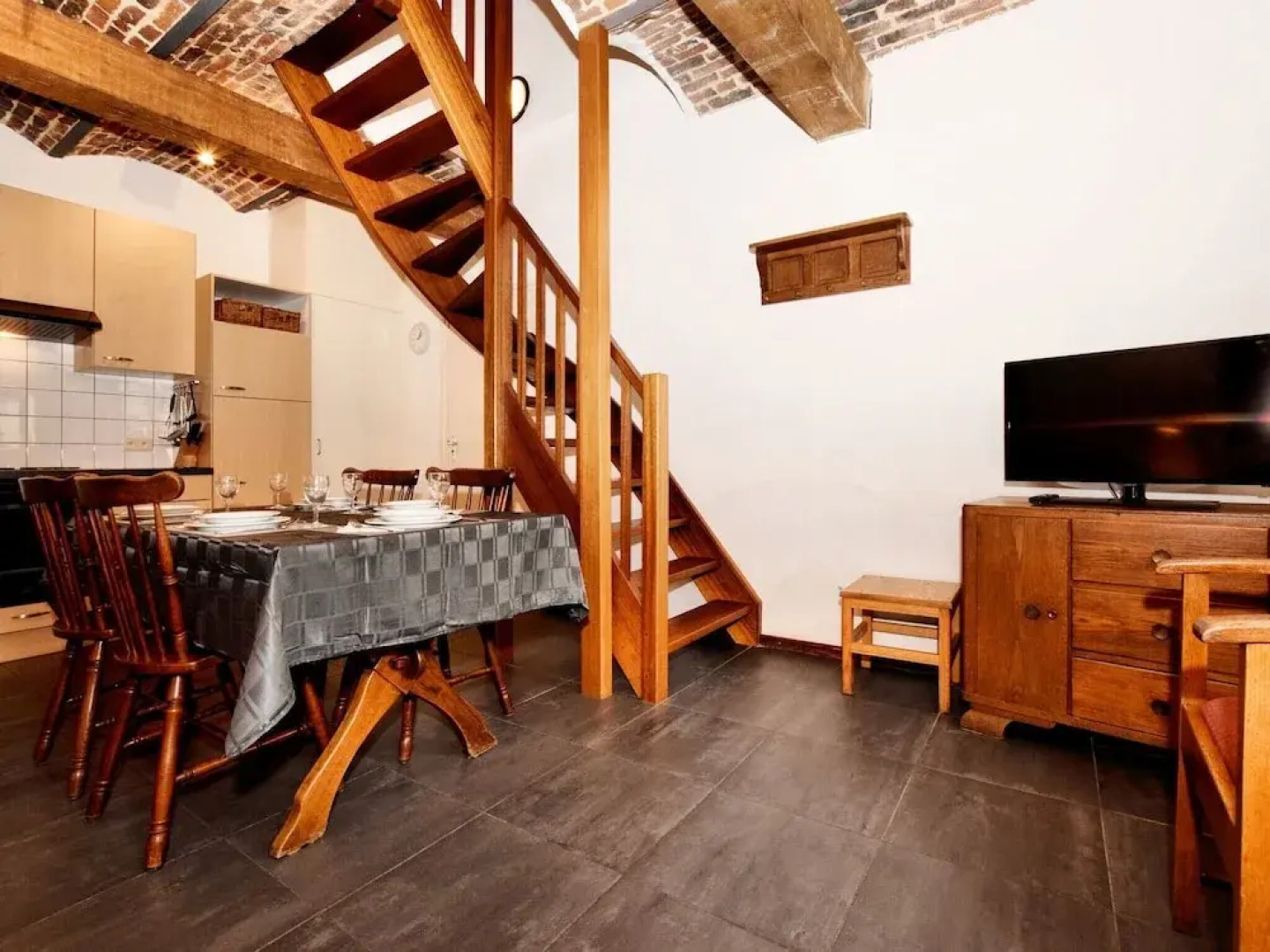 Spacious Holiday Home in Richelle With Private Terrace