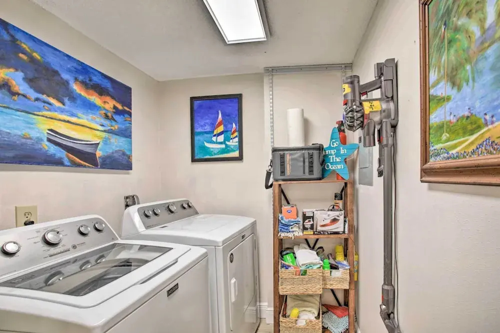 Beachfront Redington Shores Condo w/ Pool!