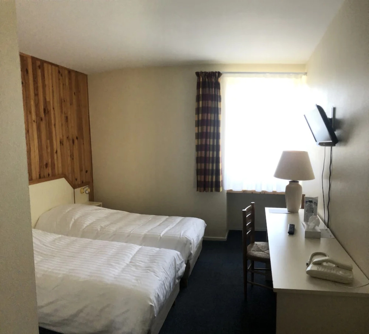 Cit' Hôtel la Pyramide