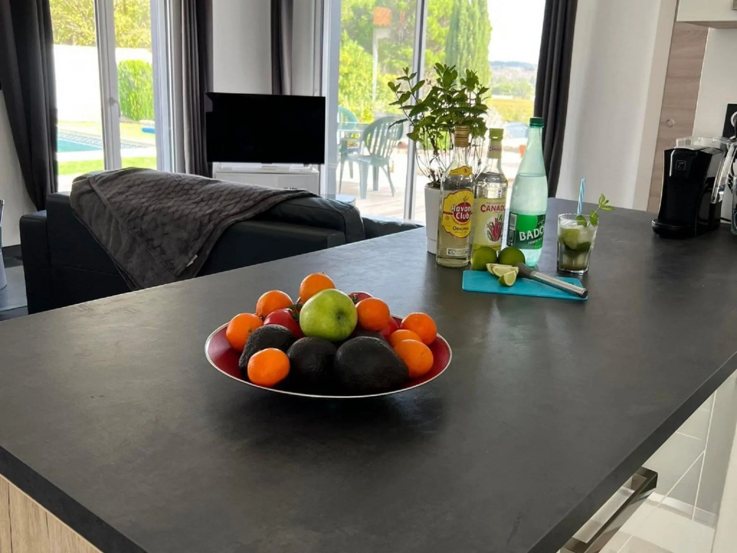 Holiday Home in Pouzols-Minervois with Private Outdoor Pool