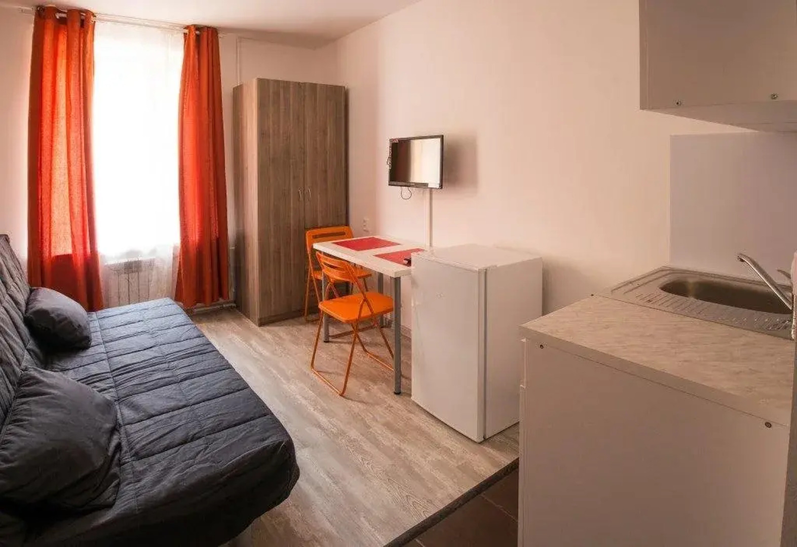 Mini Studios Морская 11