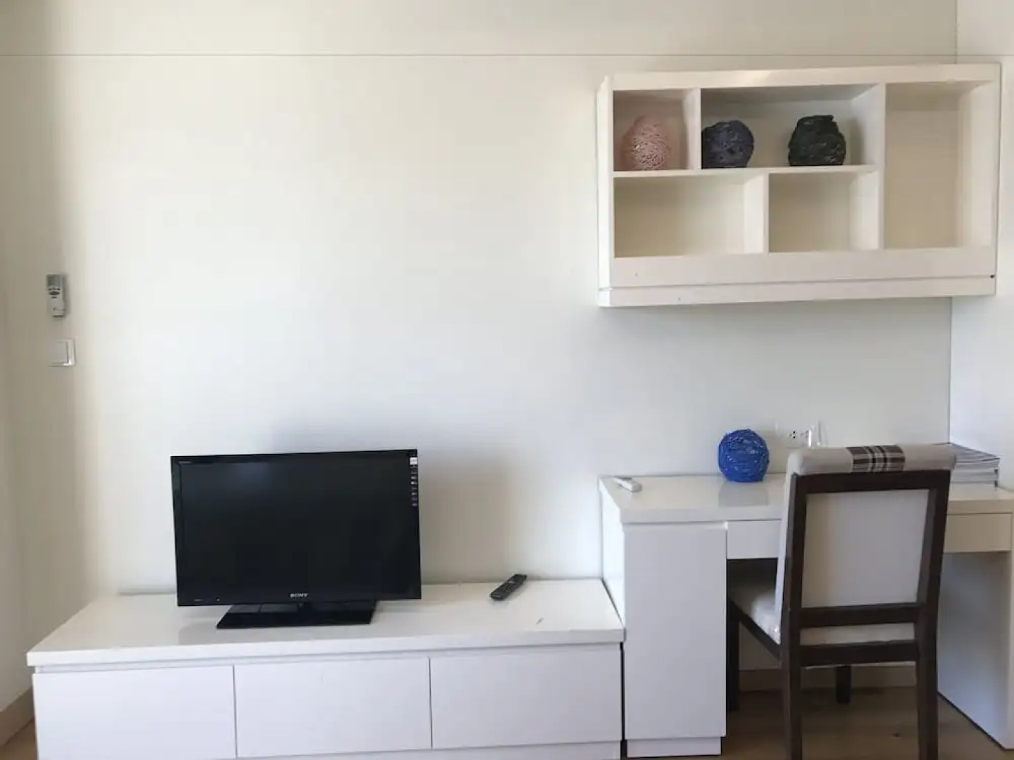 Handy Beach Apartment