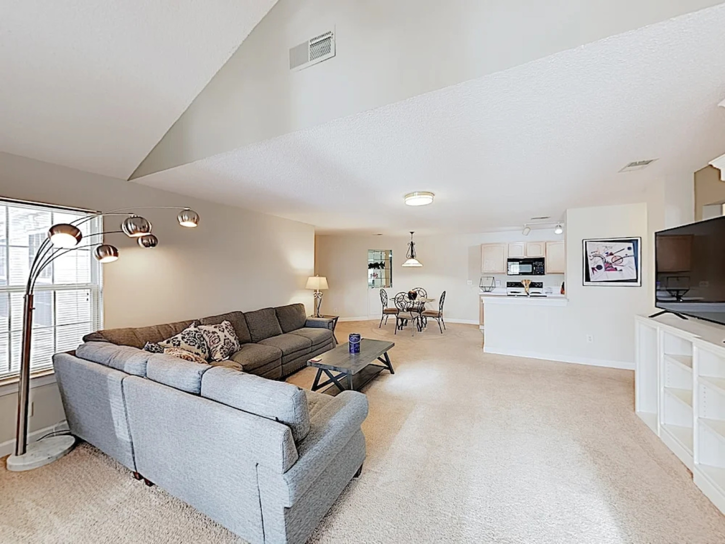 Charming Coastal Haven w/ Amazing Locale townhouse