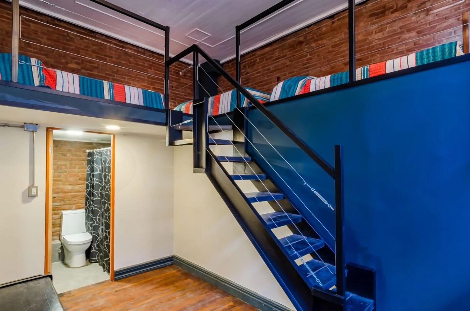 Maki Hostels & Suites Valparaiso