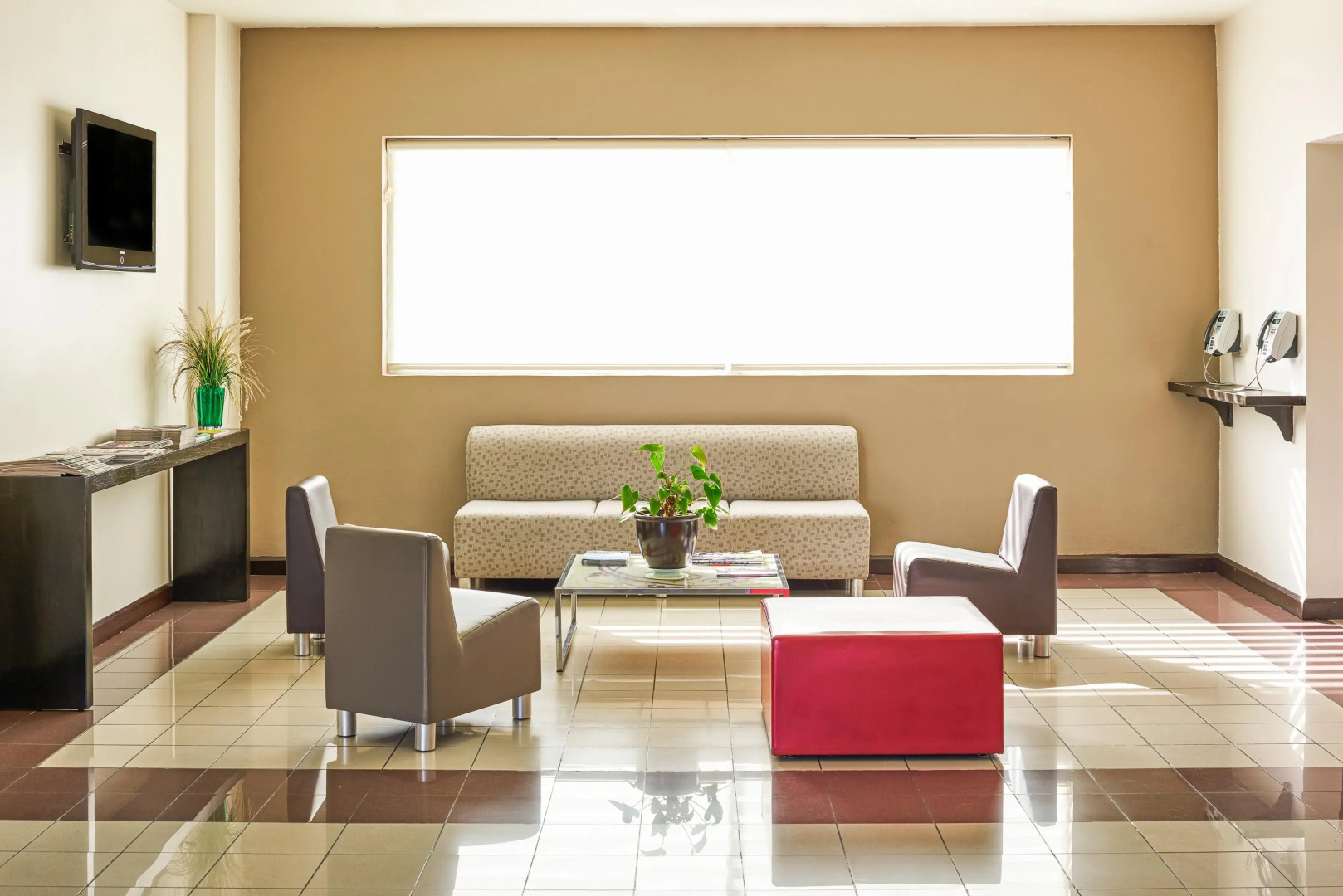 ibis Monterrey Valle