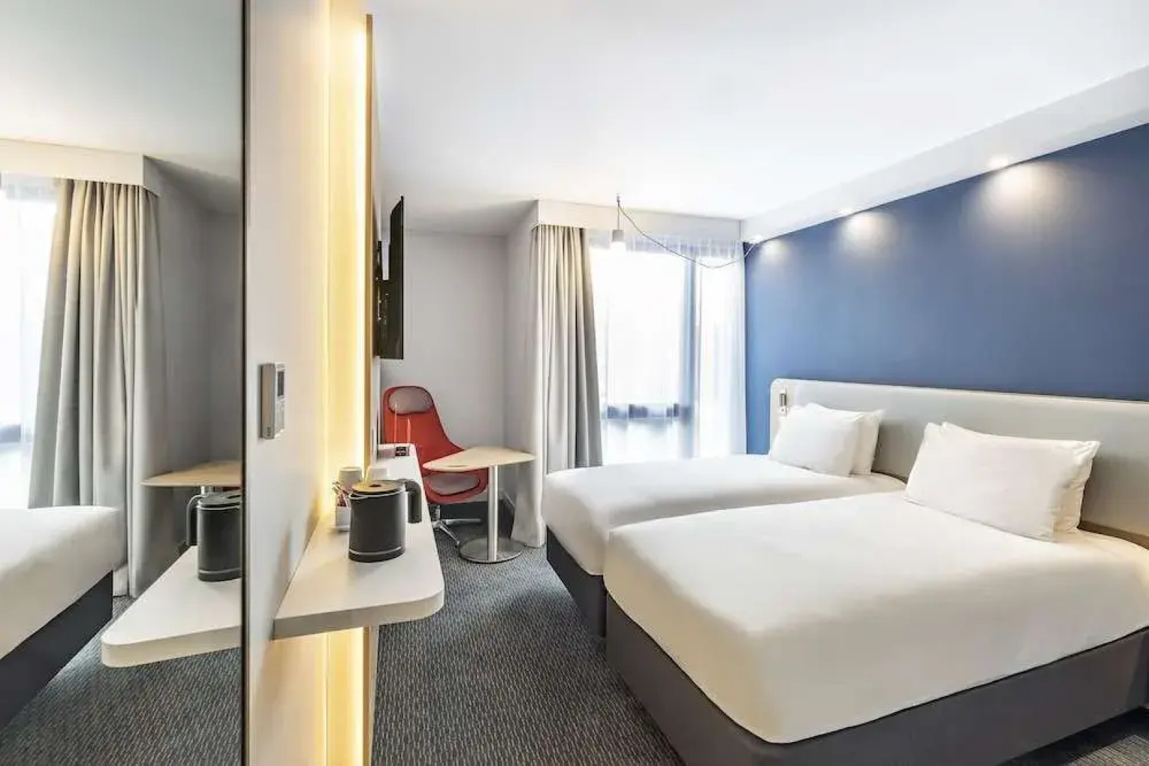 Holiday Inn Express Paris Poissy by IHG