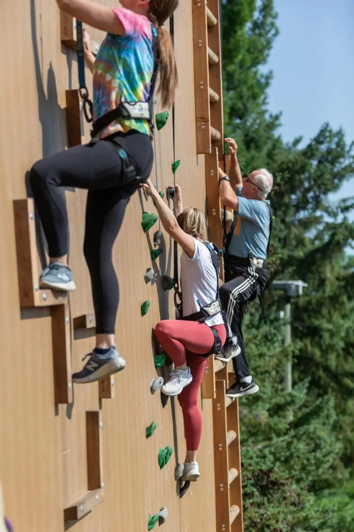 Blue Mountain Inn & Village Suites