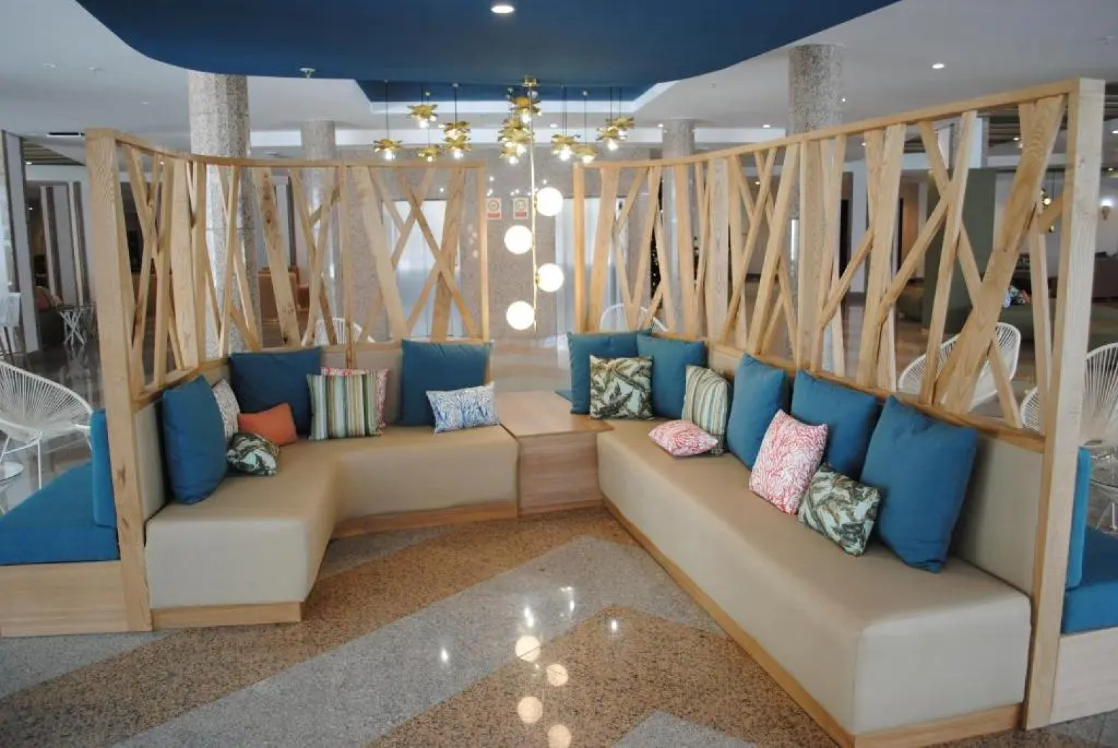 Gara Suites Golf & SPA