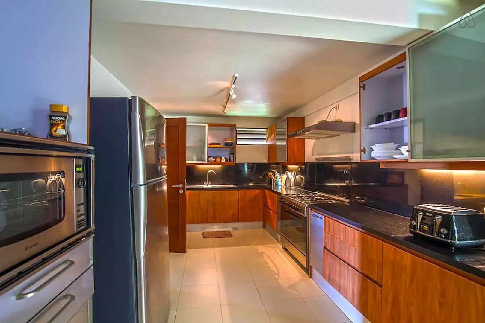 The Colonnade by Exotiq Villa Holidays