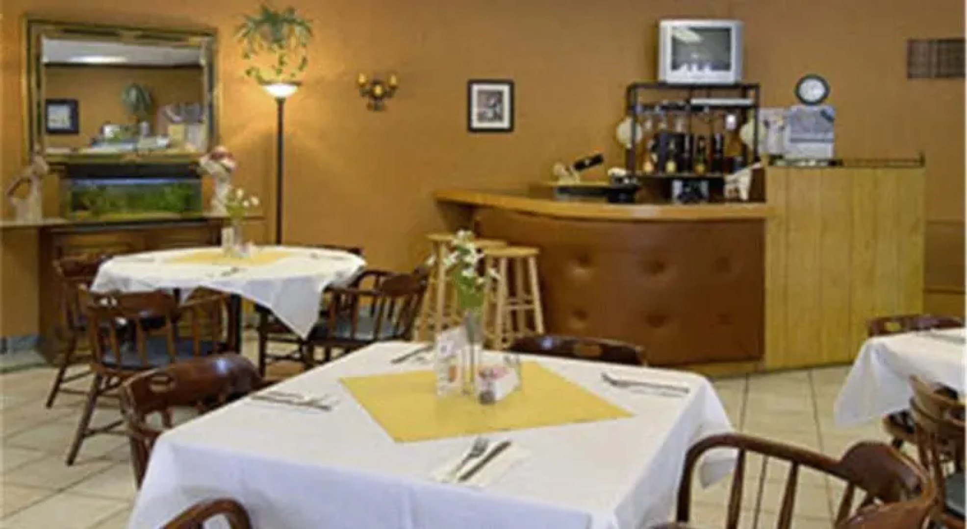 Travelodge Monaco Beach Resort