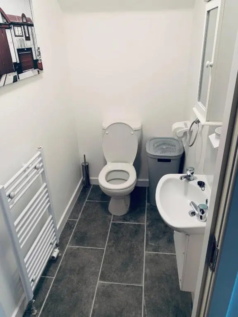 Cliffview Apartment