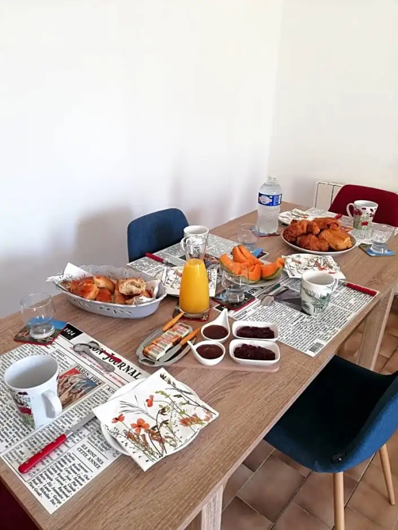 Les Greniers Du Château