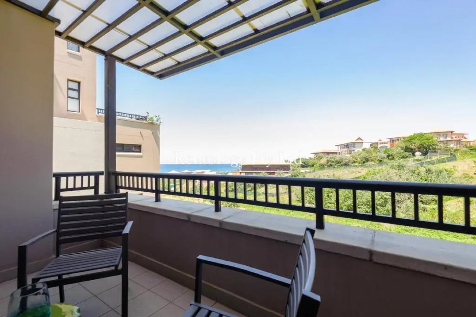 Luxurious 2 Bed Zimbali Suites Sea View