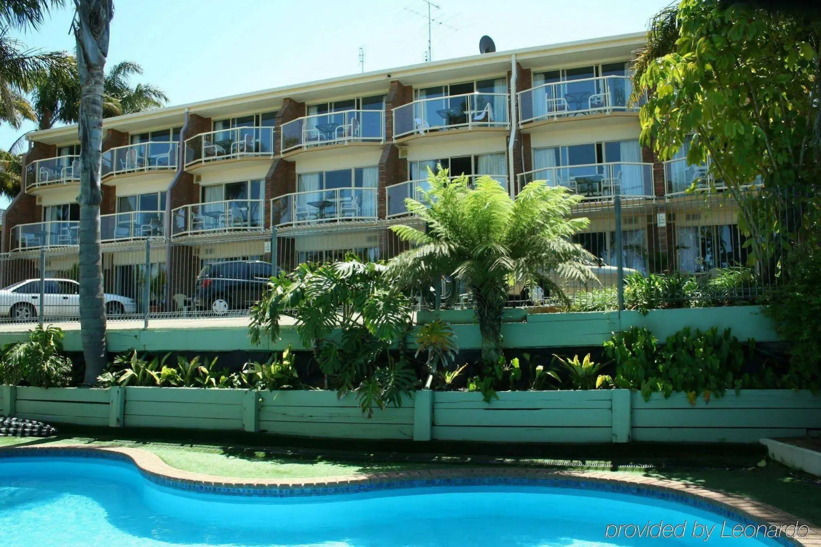 Sapphire Waters Motor Inn