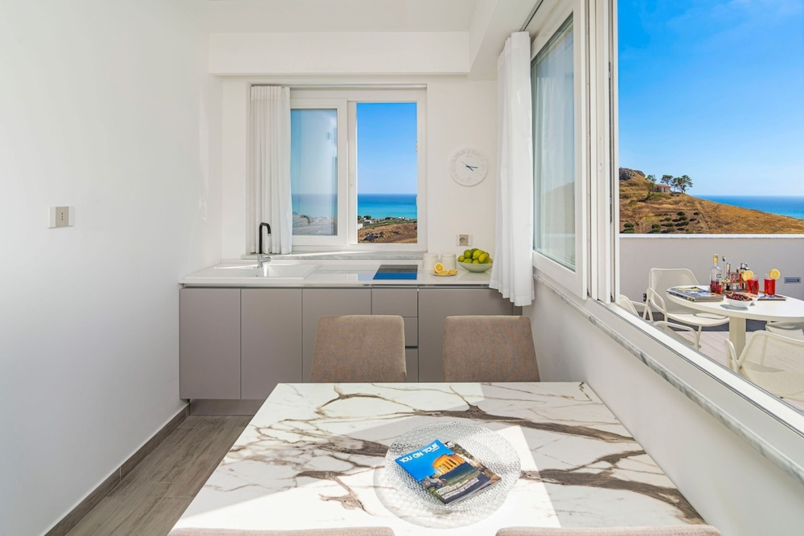 Splendid Villa With Exclusive Jacuzzi Pool and Large Panoramic Terraces