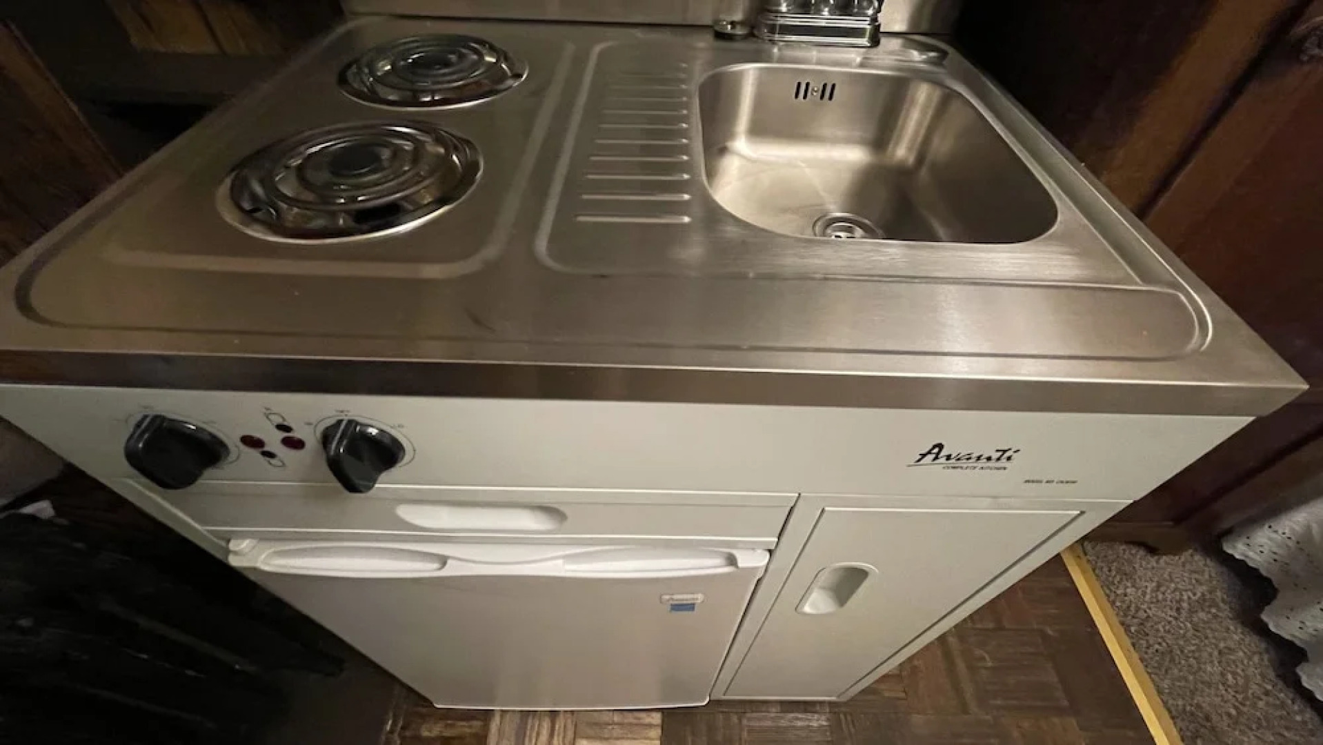 Alaskan Hotel and Bar