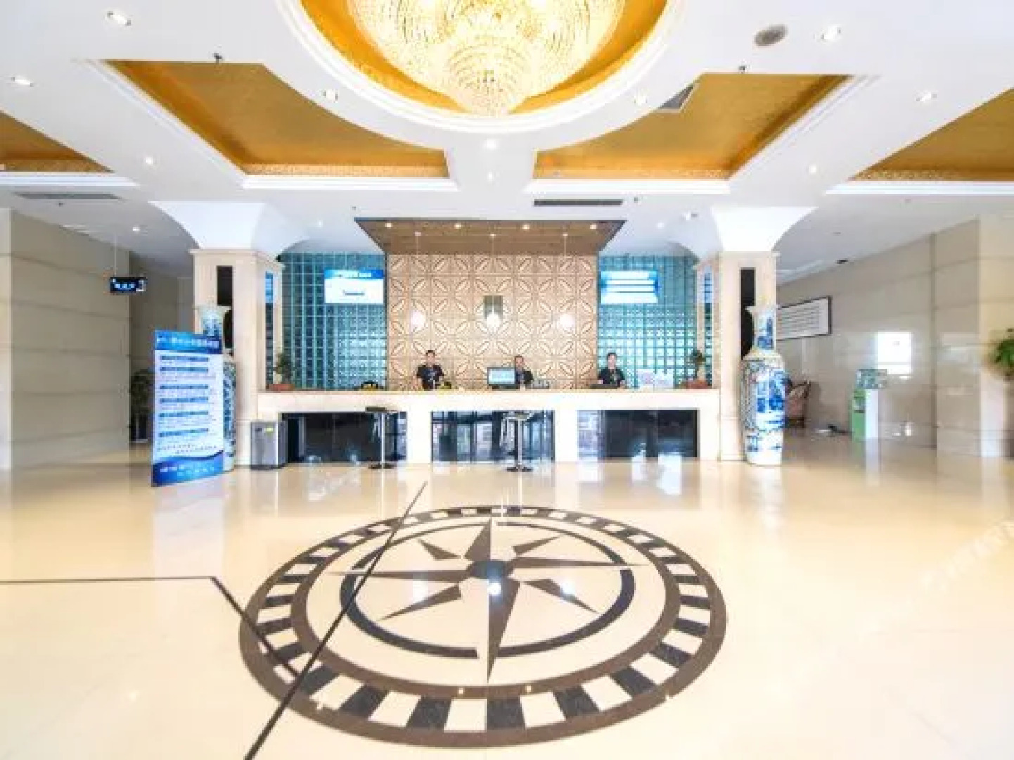 西峡碧水云天酒店