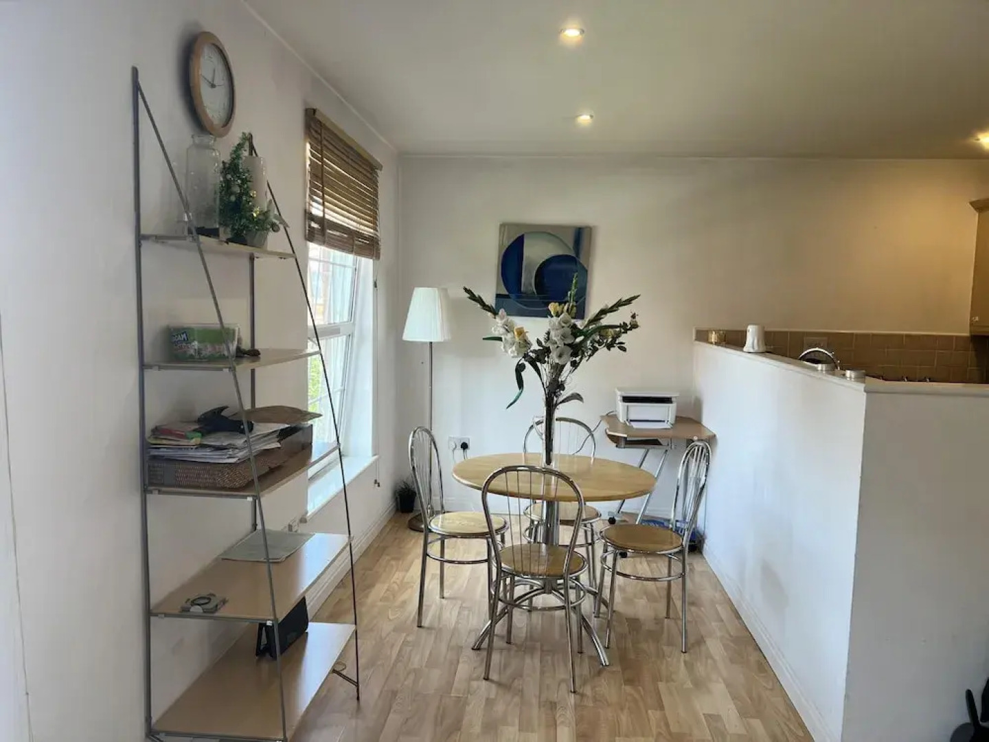 Nantwich - Sleeps 4 - Parking - Town 10mins Walk