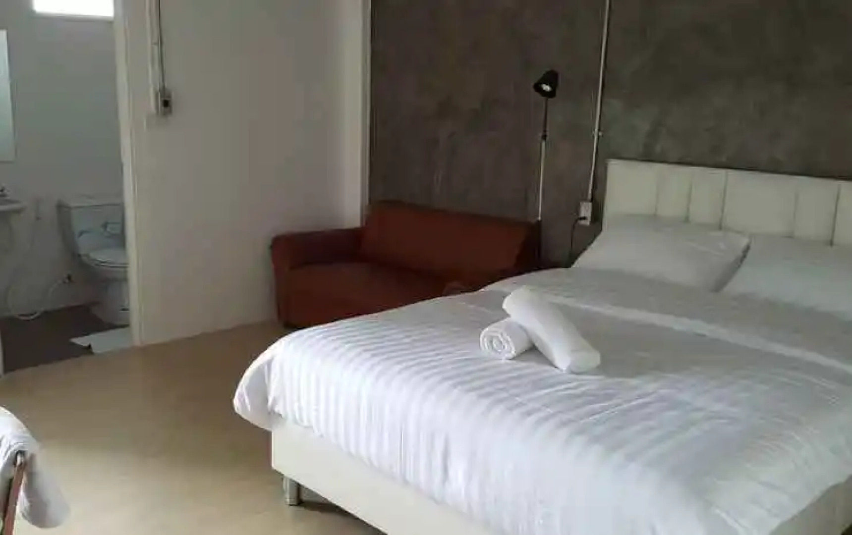 Sim 27 Budget Hostel