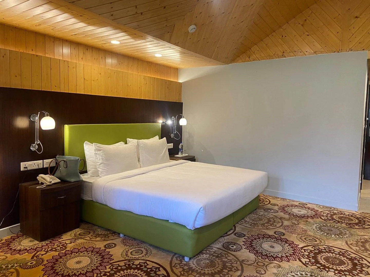 Country Inn & Suites by Radisson Sonamarg
