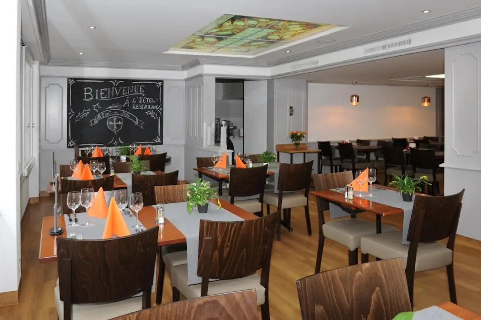 Hôtel De La Dent-du-Midi