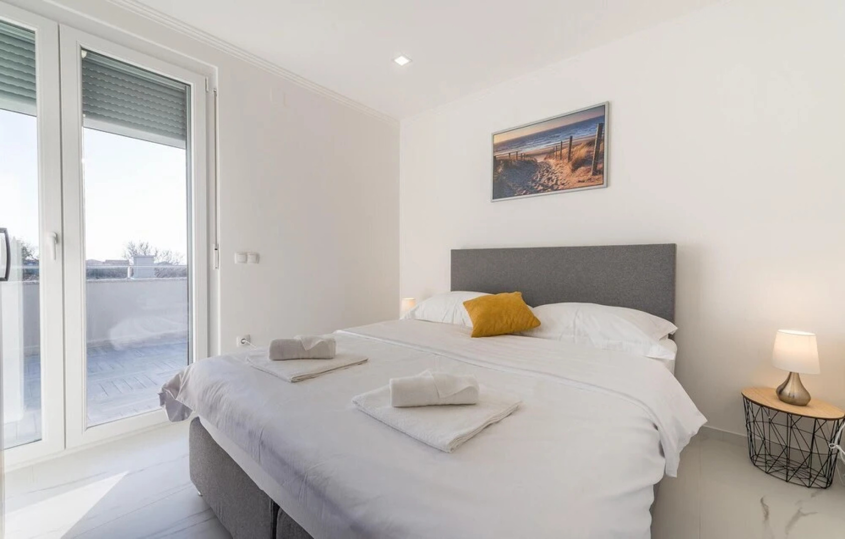 Stunning Home in Vrsi With 5 Bedrooms, Wifi and Outdoor Swimming Pool