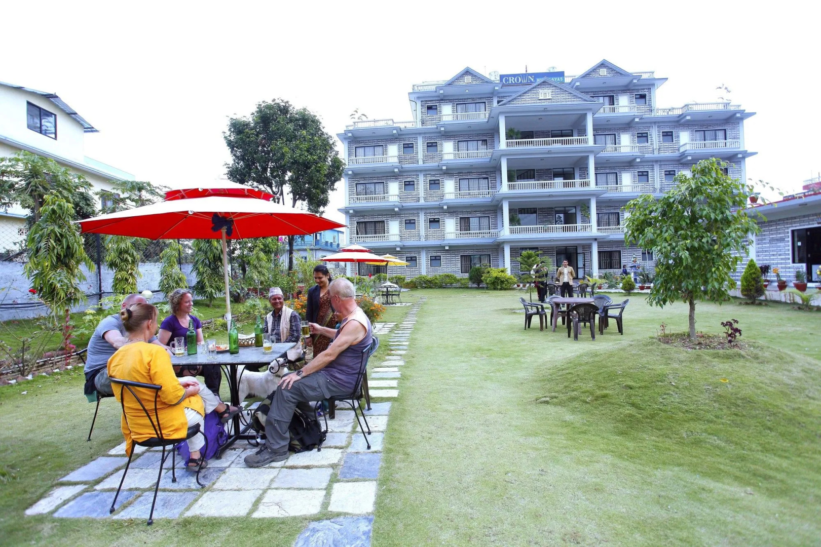 Hotel Crown Himalayas