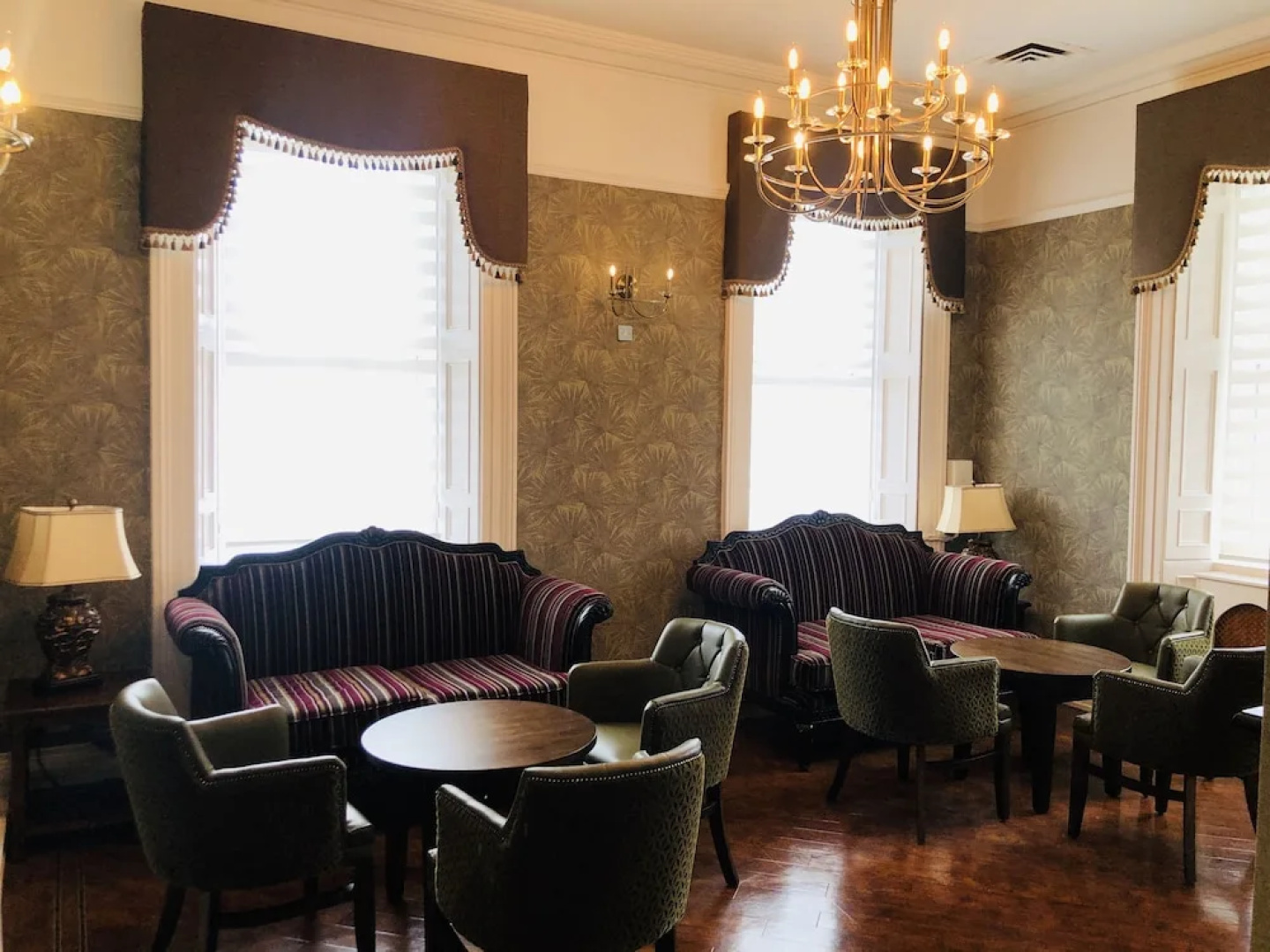 Kilmorey Arms Hotel