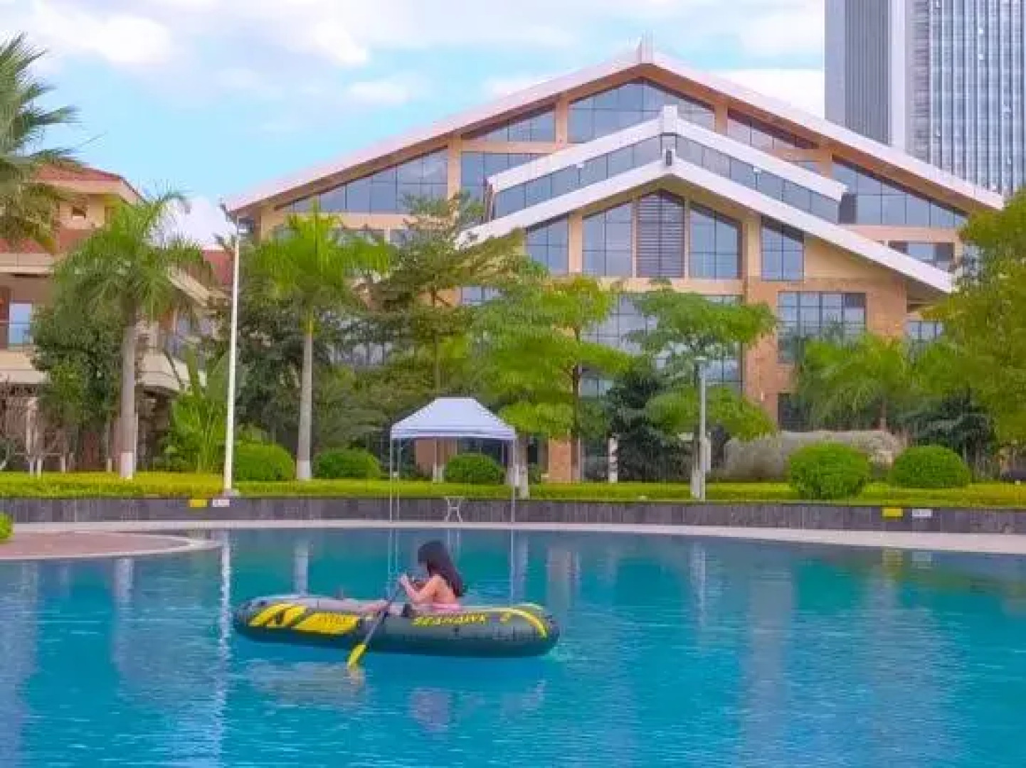 Diannan Phoenix Hotel