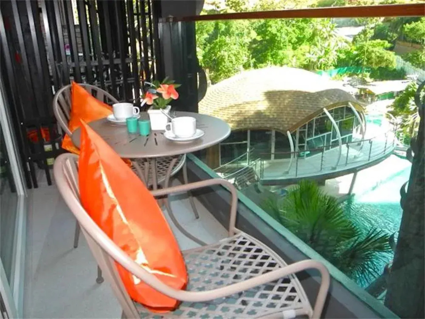 Emerald Patong New Studio with Balcony