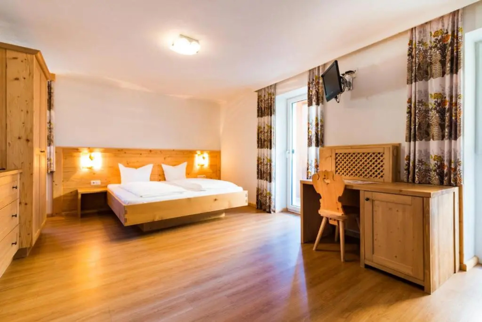 Adler Hotel-Pension 3 Sterne