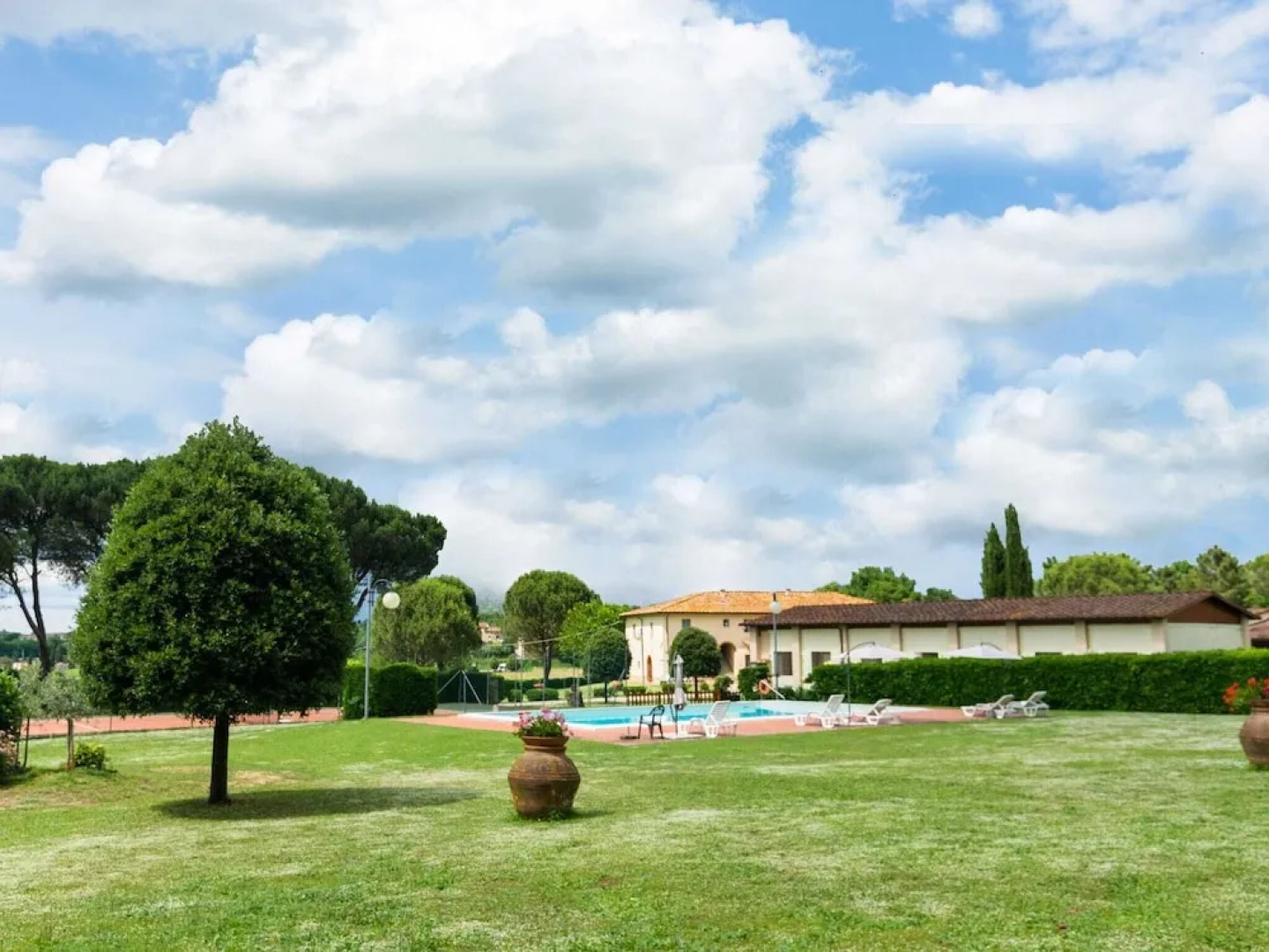 Cozy Farmhouse with Swimming Pool in Bucine