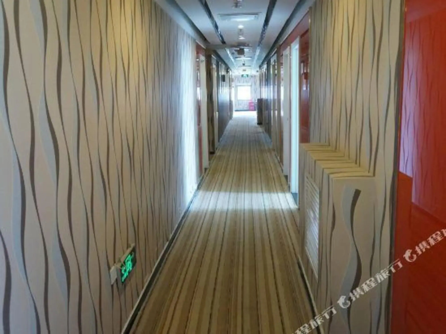Shankee Hotel (Langfang Xianghe No.1 Middle School Jiamei Furniture City)