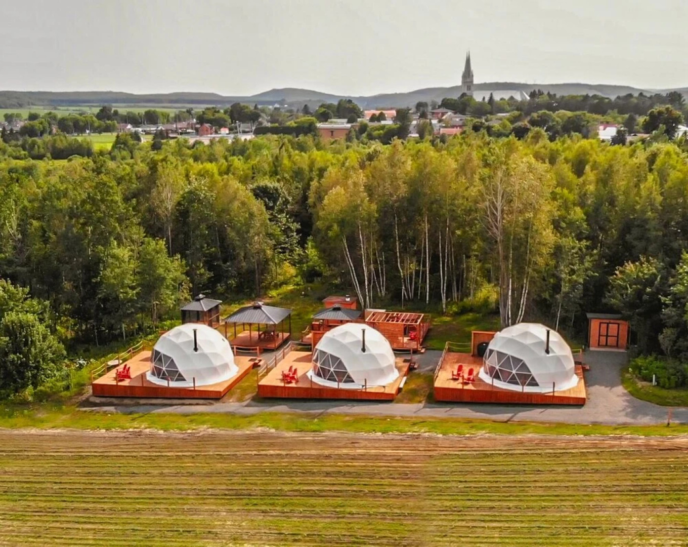CAMPagne au Clos Sainte-Thècle