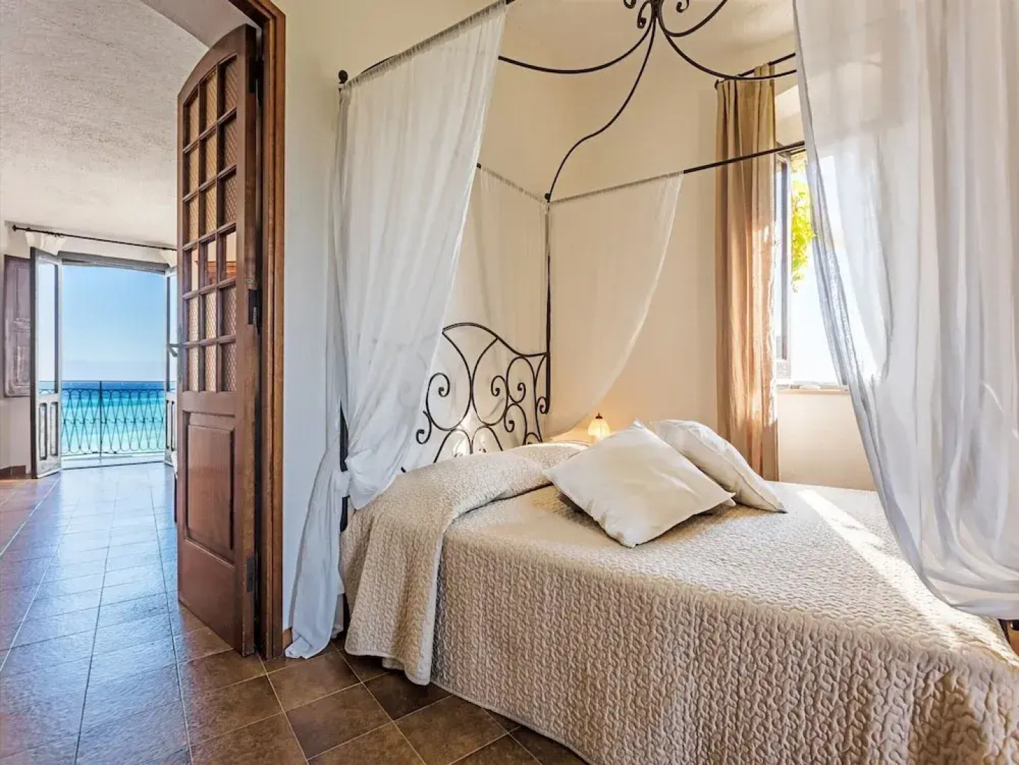 Apartment in Santa Caterina by Private Beach