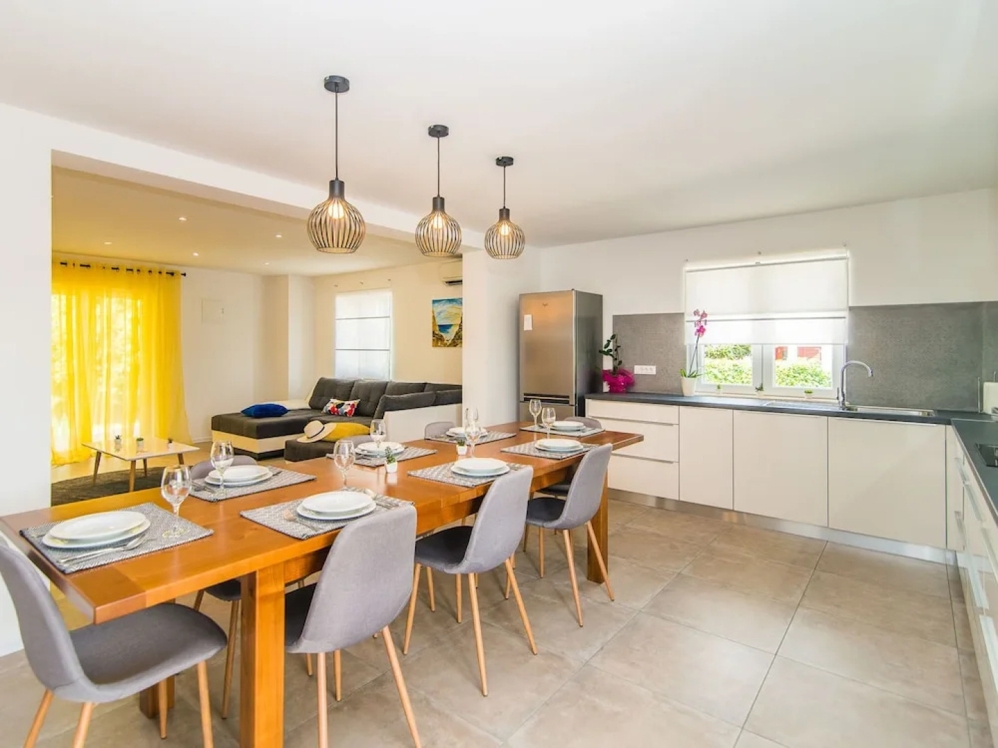 House With Private Pool For 10 People Surrounded By Vineyard In A Quiet Location