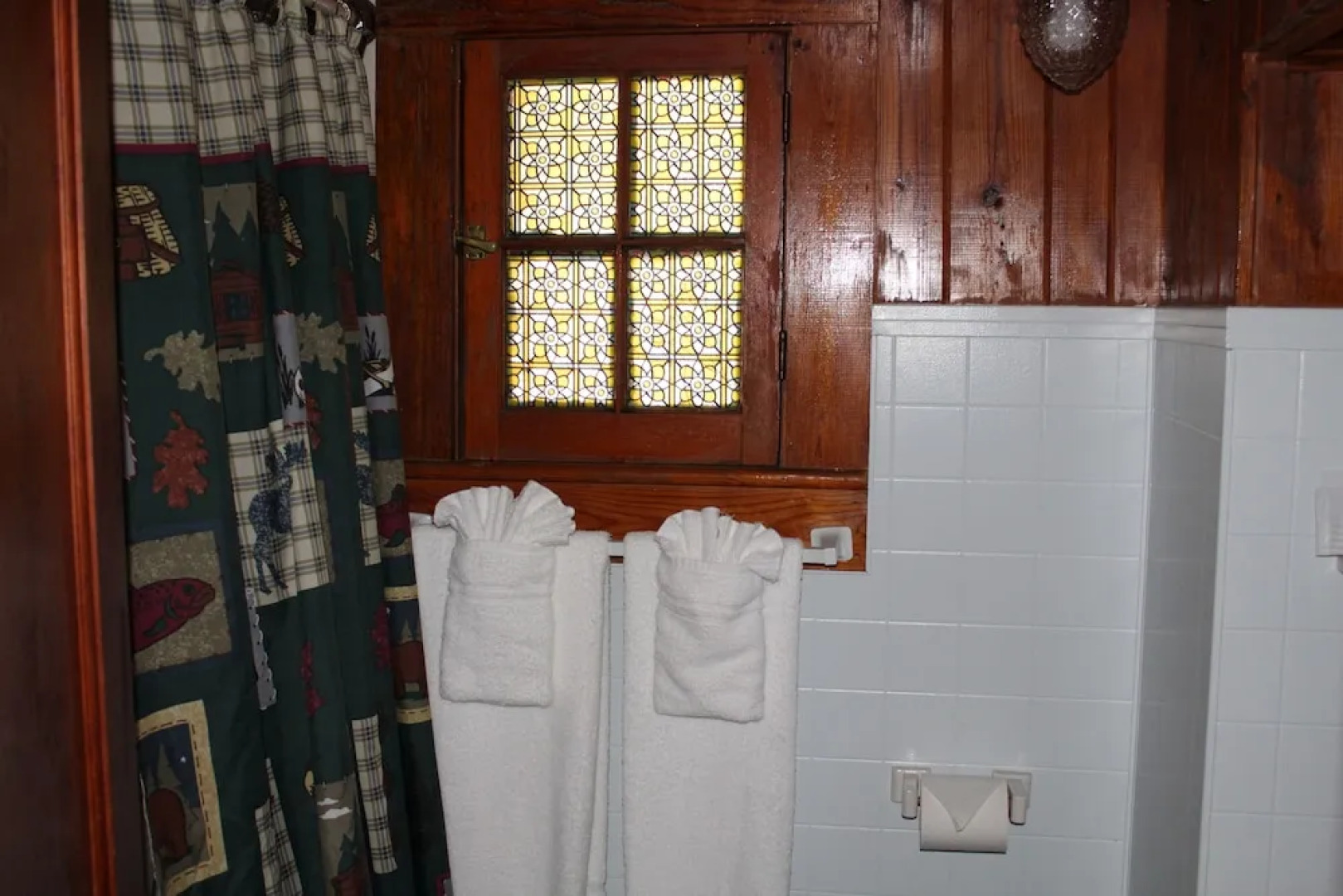 Evening Shade River Lodge and Cabins