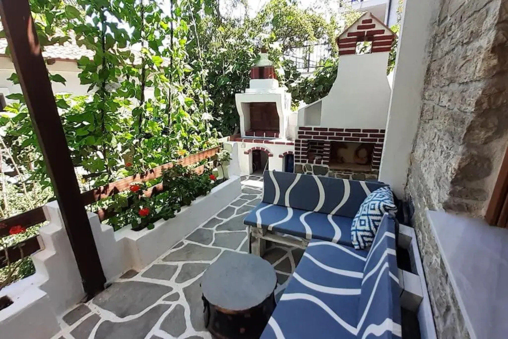 Relax Holistic House