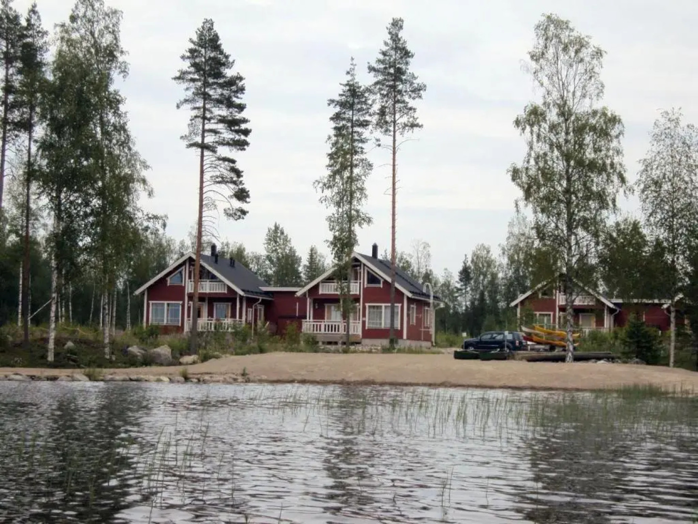 Tiiringolf Cottages