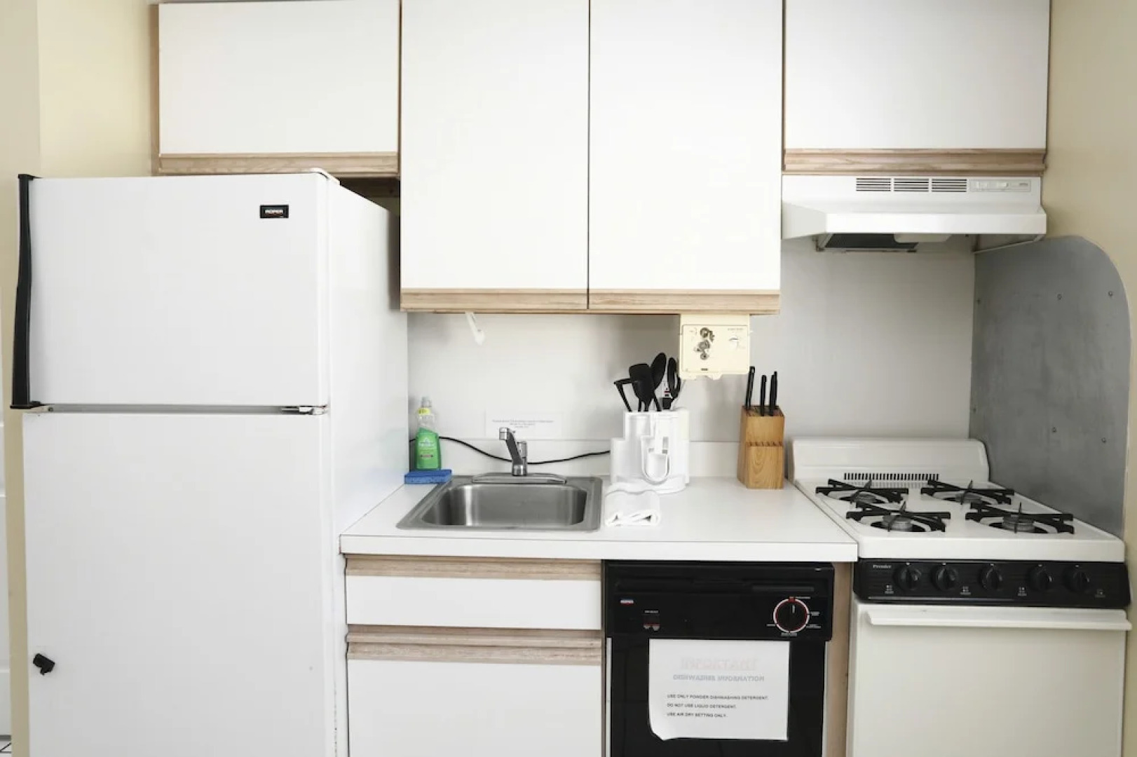 Riviera Resorts & Suites