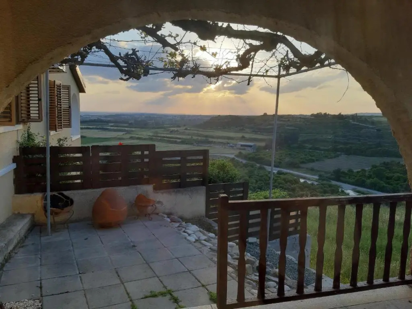 ARODAFNI HOUSE. Unique views and amazing sunsets.