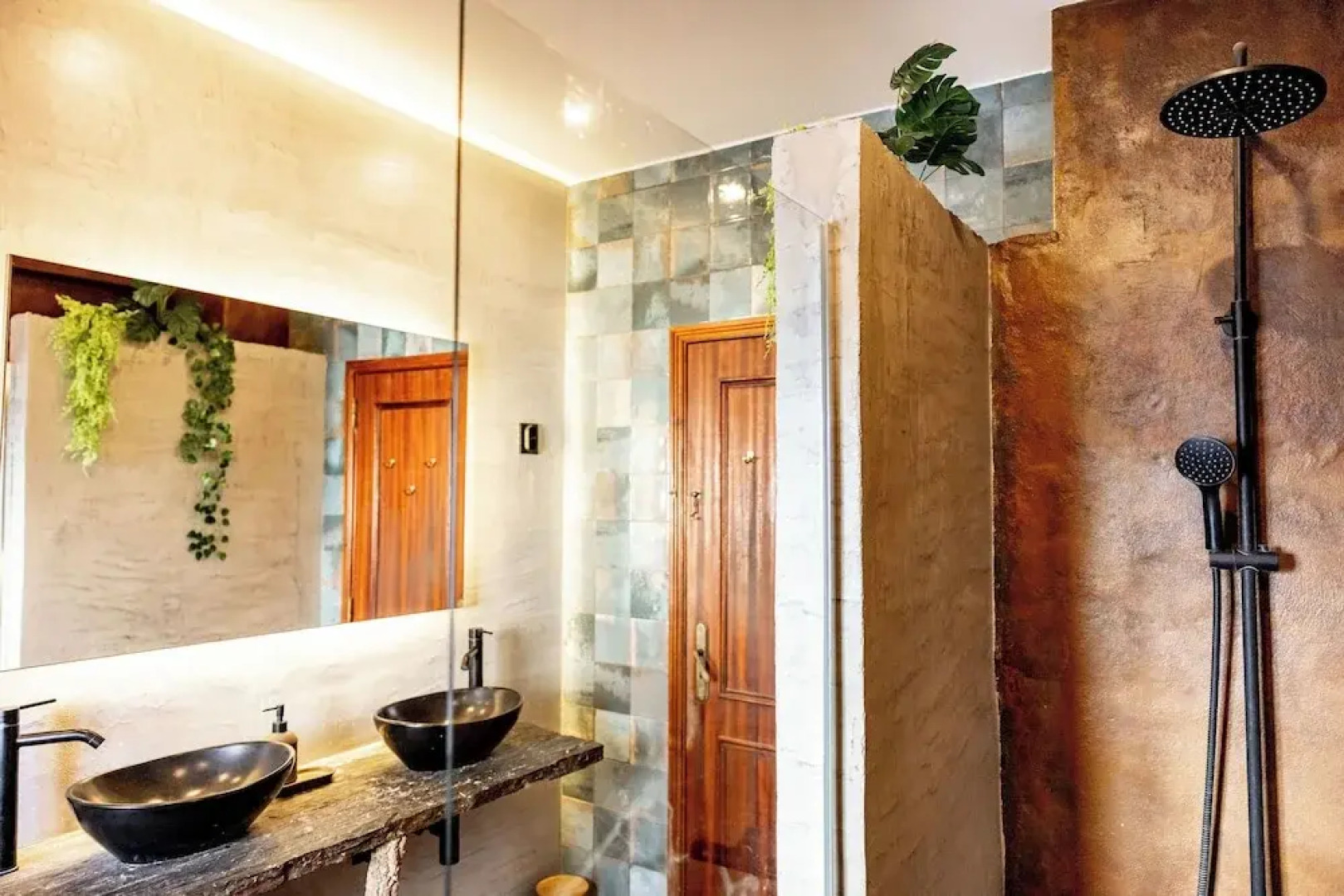 Stoke Portugal Surf House