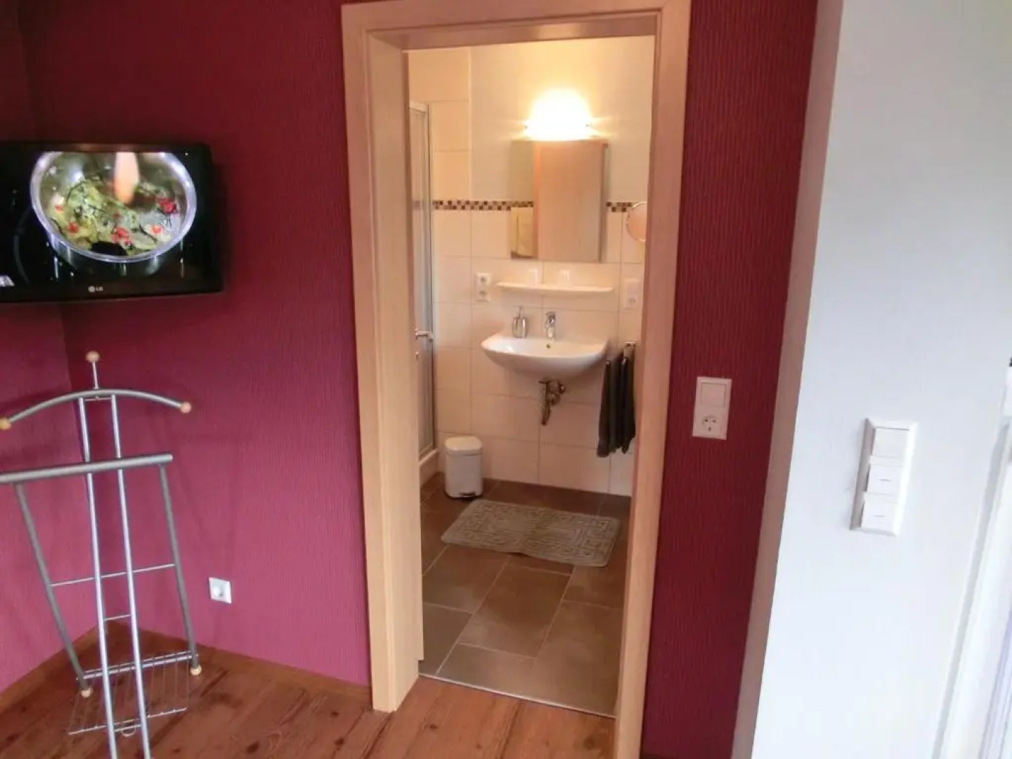 Ferienweingut Hirschen Schulstrasse