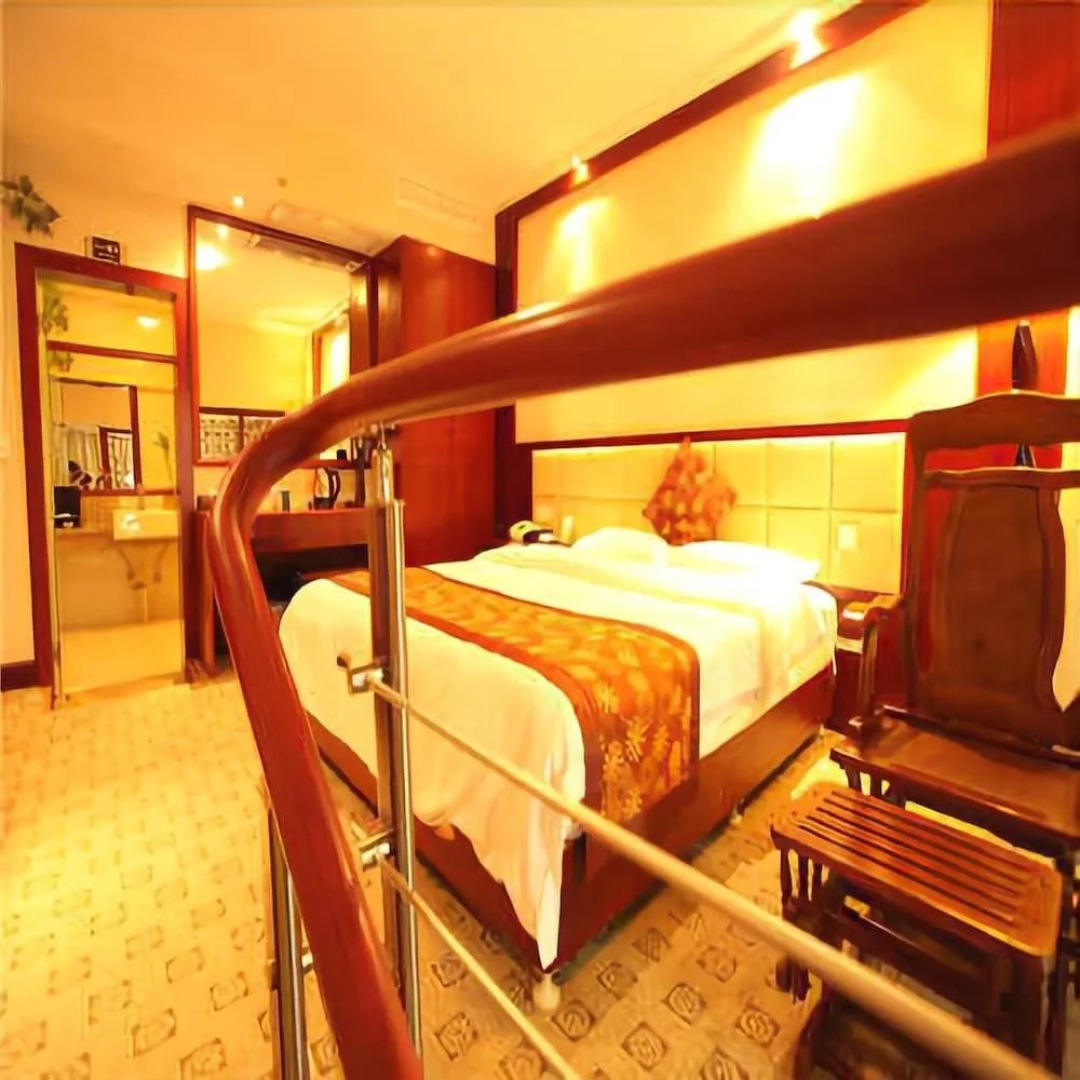 Wuyuan Qinghuawu International Hotel