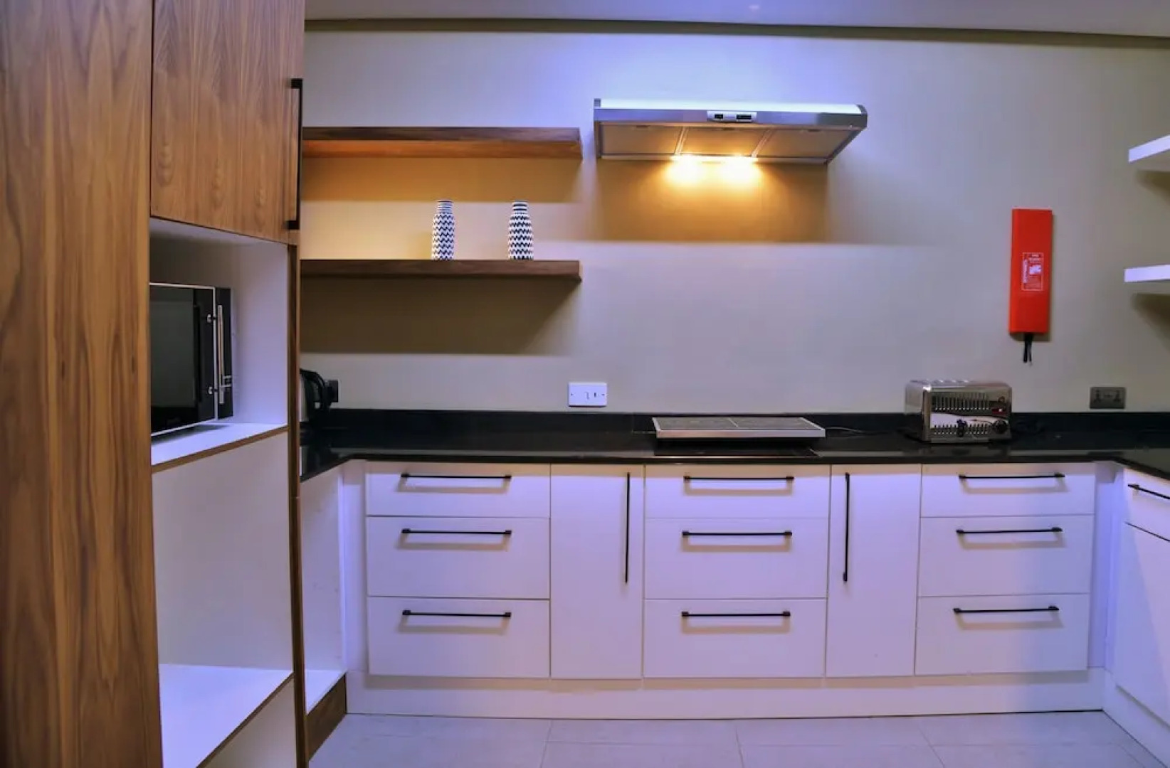 Mantis EPIC Hotel & Suites