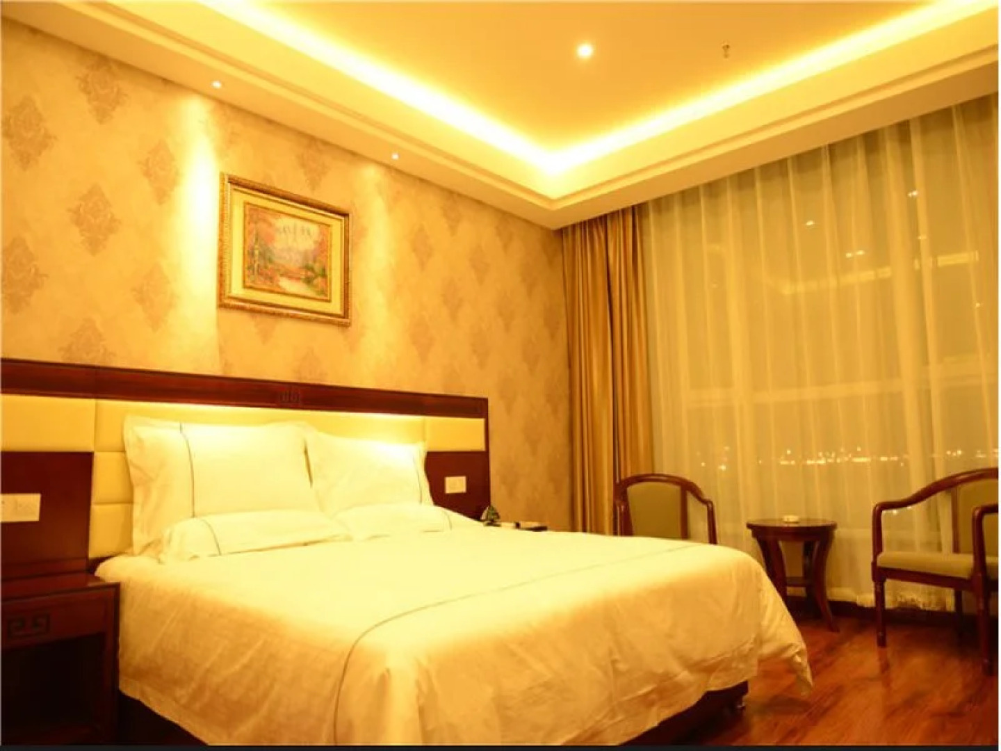 GreenTree Inn HeNan XinXiang LaoDong S Street ZangYing Bridge Business Hotel