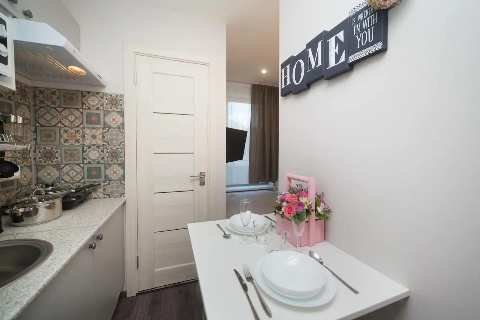 Санди на улице Бачуринская 7 корп. 2